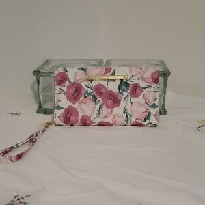 NWOT Betsey Johnson Floral Wallet Wristlet